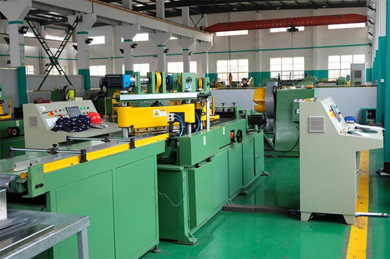 Otomatik Silikon Çelik Kesme Makinesi Uzunluk Hattı 600mm Genişlik Şerit Kesme